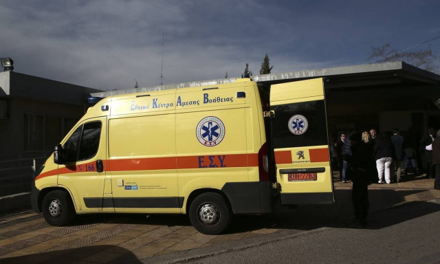 Κορονοϊός: Αγωνία στη Λαμία - Γονείς και βρέφος βρέθηκαν θετικοί