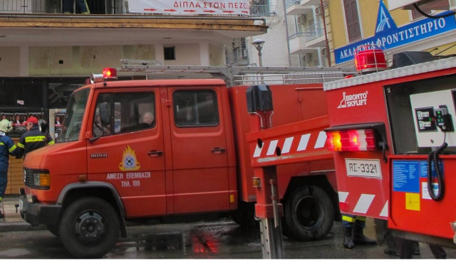 Φωτιά ΤΩΡΑ σε αποθήκη στον Ασπρόπυργο - Διακοπή κυκλοφορίας στη Λ. ΝΑΤΟ