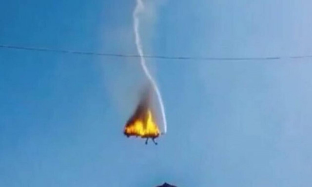 Απίστευτο βίντεο: Κυνηγός πυροβολεί drone που τον… ενοχλεί!