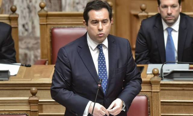 Μηταράκης για την Υπηρεσία Ασύλου: Σε δύο ώρες εξυπηρετήθηκαν 450 άτομα