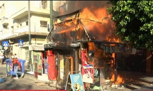 Φωτιά σε περίπτερο στην Καλλιθέα