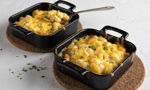 Άκης Πετρετζίκης: Αυτή είναι η συνταγή για το πιο εύκολο mac 'n' cheese 