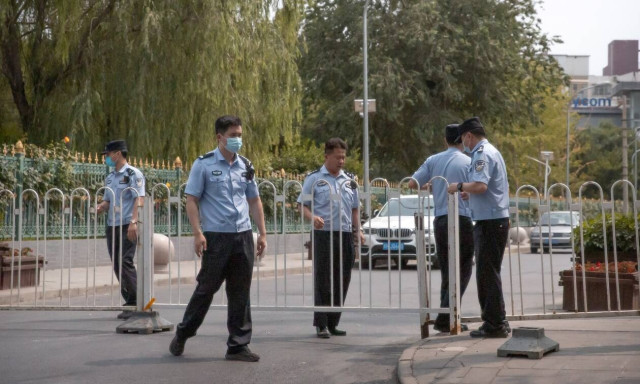 Beijing district in «wartime emergency» after virus cluster at major food market