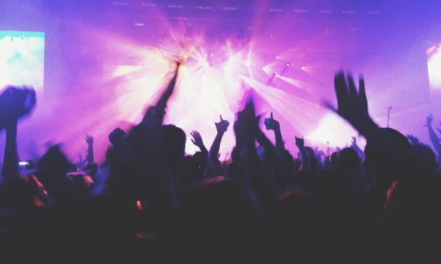 Κορονοϊός: Λουκέτα και πρόστιμα σε μεγάλα νυχτερινά κέντρα της Αθήνας