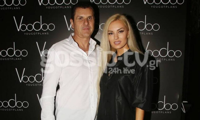 Τζούλια Νόβα: Λύνει τη σιωπή της για τον χωρισμό της μετά από 12 χρόνια σχέσης