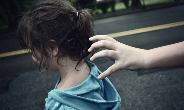 Σοκ στη Μεσσηνία: Προσπάθησαν να αρπάξουν 3χρονο (vid)