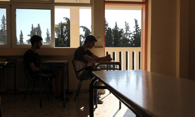 Καιρός: Με συννεφιά και φυσιολογικές θερμοκρασίες η έναρξη των Πανελλαδικών