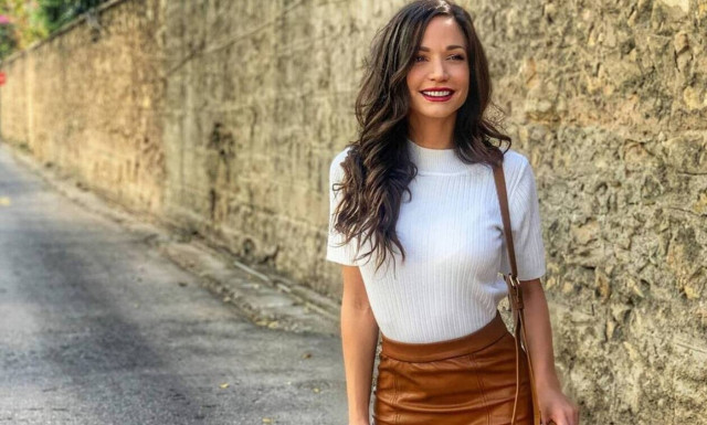 «Κόλαση»! Η Κατερίνα Γερονικολού ποζάρει topless (pics)