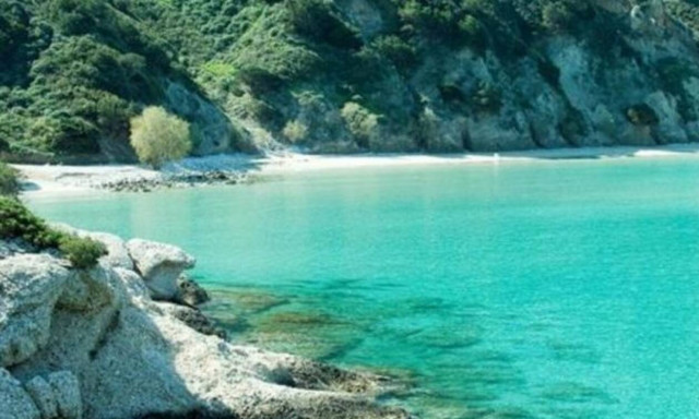 Βγαλμένη από Καραϊβική: Η εξωτική παραλία της Κρήτης που πρέπει να επισκεφθείς