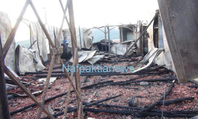 Φωκίδα: Εικόνες Αποκάλυψης από τη μεγάλη φωτιά στην Ιερά Μονή Βαρνάκοβας