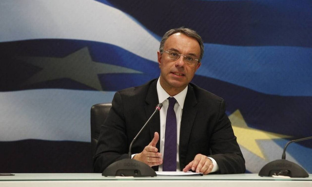 Σταϊκούρας: Σταδιακή μείωση της φορολογίας και των εισφορών