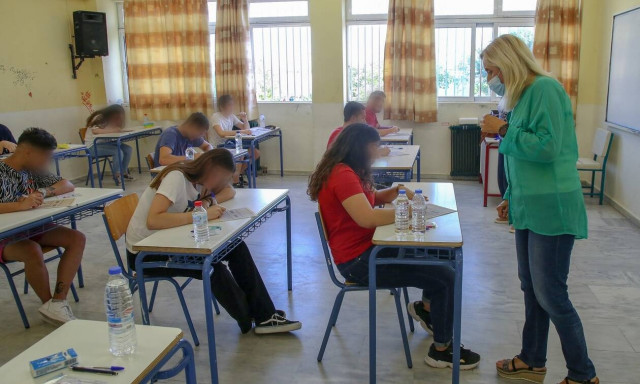 Πανελλήνιες 2020 - ΕΠΑΛ: Τα θέματα και οι απαντήσεις στο Newsbomb.gr για τα Νέα Ελληνικά