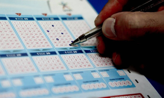 Διπλό τζακ ποτ στο Τζόκερ: Πόσα χρήματα θα μοιράσει στην επόμενη κλήρωση