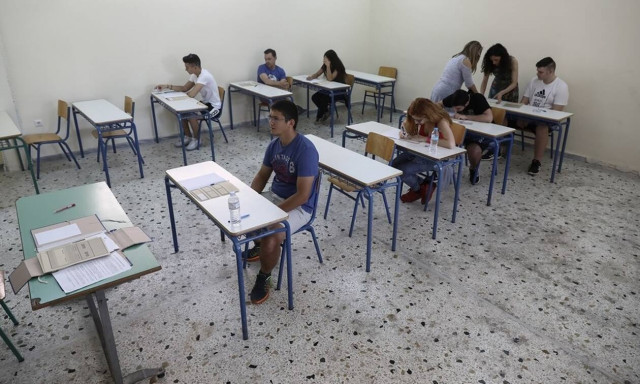 Πανελλήνιες 2020: Στην Άλγεβρα εξετάζονται την Πέμπτη (18/6) οι υποψήφιοι των ΕΠΑΛ