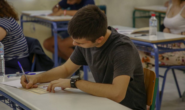 Πανελλήνιες 2020: Δείτε ΕΔΩ τις απαντήσεις στα Μαθηματικά  