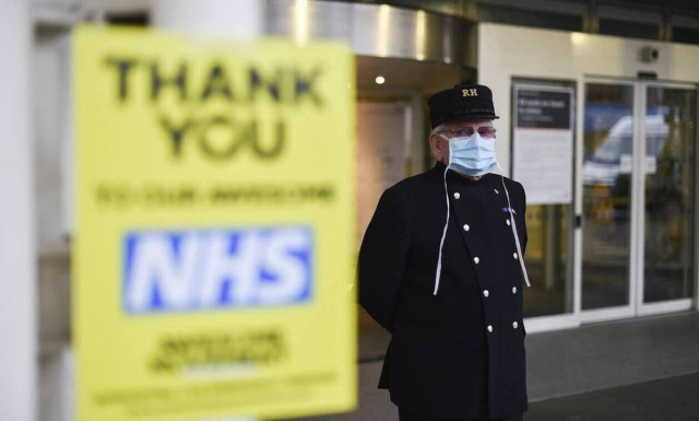 Κορονοϊός Βρετανία: 184 νέοι θάνατοι ασθενών με Covid - 19