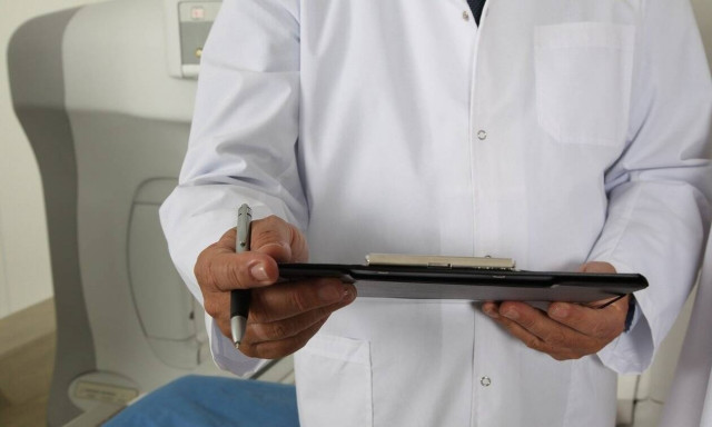 Dr. «Θάνατος»: Το 2004 είχαν τοποθετήσει βόμβα στο σπίτι του ψευτογιατρού