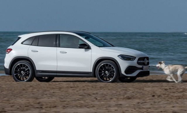 Video- δοκιμή: νέα Mercedes GLA 200