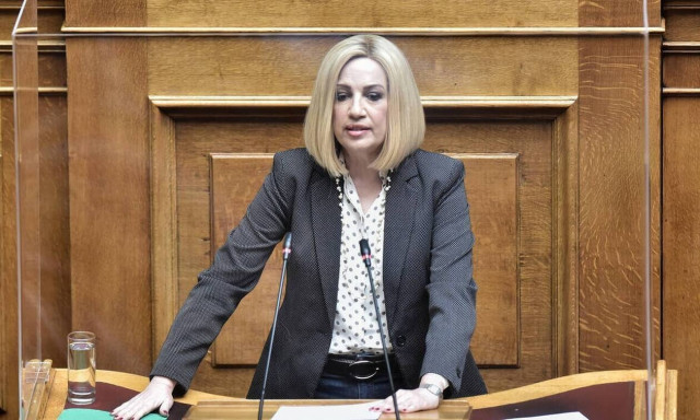 Γεννηματά: Οι πολίτες απαιτούν να μάθουν πώς διαχειριστήκατε τα χρήματά τους