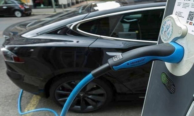 Ηλεκτροκίνηση: Πού θα τοποθετηθούν φορτιστές - Έρχονται αλλαγές στα κτήρια