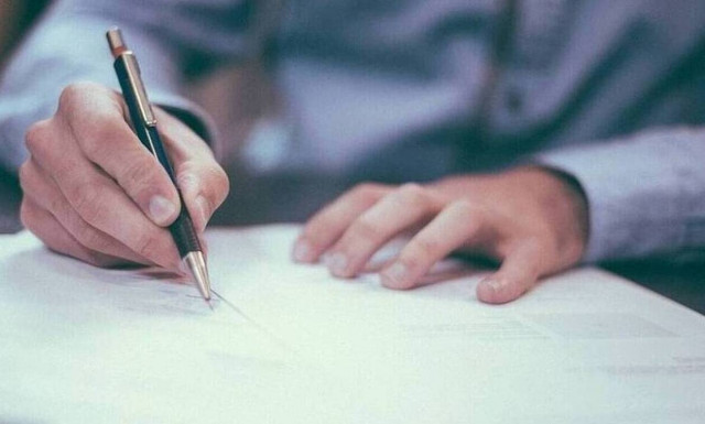 Επίδομα 534 ευρώ σε ελεύθερους επαγγελματίες: Πότε θα πληρωθεί - Οι αιτήσεις στο myBusinessSupport