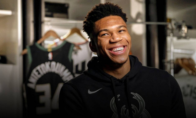 Οι τρυφερές στιγμές του Γιάννη με τον γιο του την Ημέρα του Πατέρα (pics)