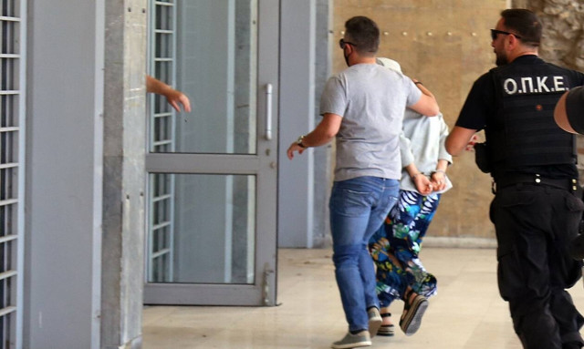 Μαρκέλλα: Νέα προθεσμία για την 33χρονη από την ανακρίτρια (pics&vids)