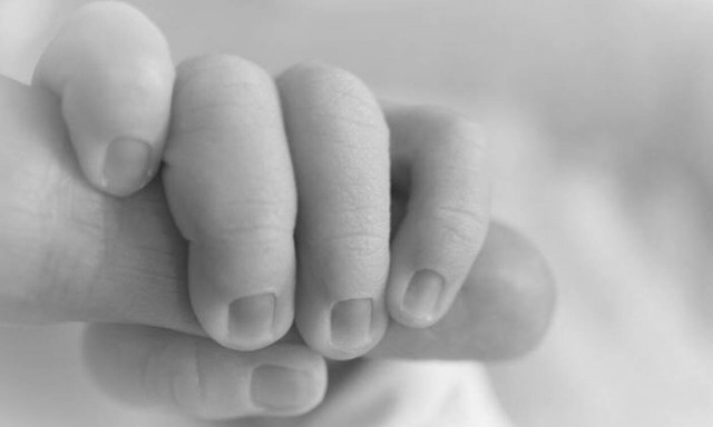 Σέρρες: Ελεύθεροι υπό όρους παππούς και θείος για το θάνατο του βρέφους