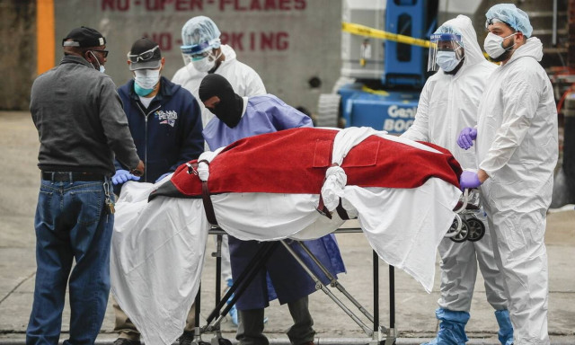 Κορονοϊός στις ΗΠΑ: Άλλοι 425 νέοι θάνατοι - Πάνω από 120.000 οι νεκροί