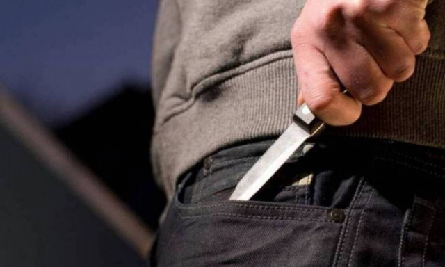 Τρόμος στο Hot Spot Θερμοπυλών: Απείλησε με μαχαίρι υπάλληλο της Δομής