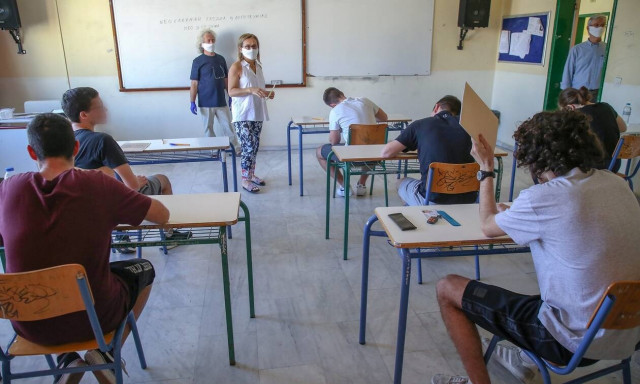 Πανελλήνιες 2020: Δείτε τις απαντήσεις στα σημερινά (23/06) μαθήματα των ΕΠΑΛ