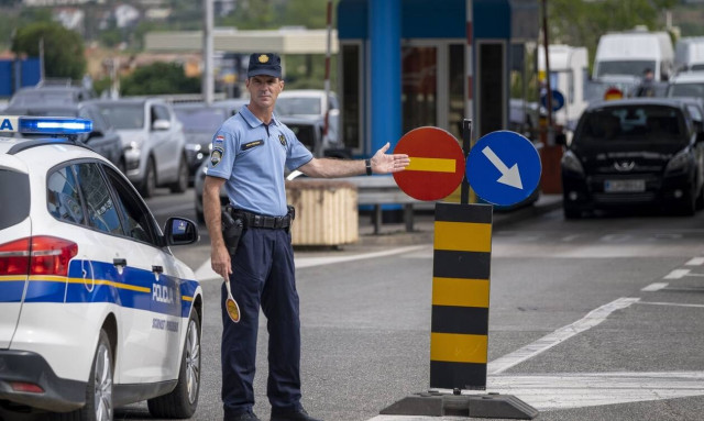 Κορονοϊός: Η Κροατία επιβάλλει εκ νέου για 4 βαλκανικές χώρες