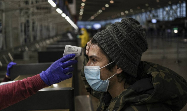 Πομπέο: Η Ουάσινγκτον συνεργάζεται με την ΕΕ για επανέναρξη των ταξιδιών 