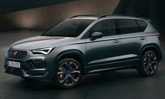 Ανανέωση και για το Cupra Ateca που συνεχίζει με 300 ίππους κάτω από το καπό
