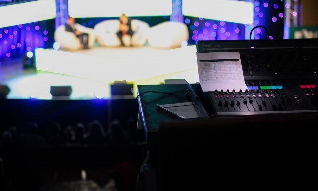 Χαμός σε τάλεντ σόου – Ούρλιαζε η κριτική επιτροπή (pics)