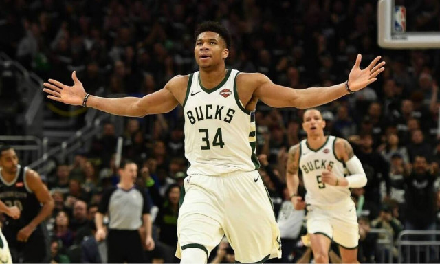 Βανδάλισαν γκράφιτι του Γιάννη Αντετοκούνμπο – Έβαλαν σβάστικα και «SS»