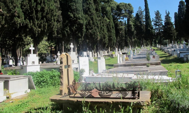 Έξοδα κηδείας: Πώς θα εισπράττονται - Όλες οι αλλαγές