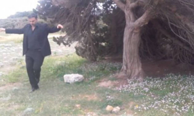 Θα κολλήσετε... άσχημα με αυτόν τον Κρητικό! (vid)