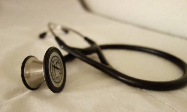 «Dr Θάνατος»: Νέα στοιχεία για τη δράση του - Θεραπεία καρκίνου με… ζωγραφιές