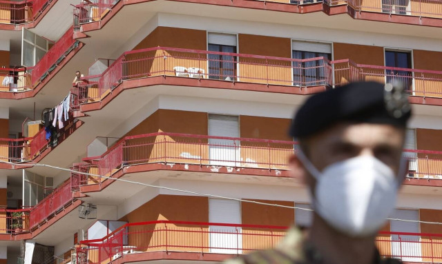 Κορονοϊός Ιταλία: Νέα εστία μετάδοσης σε εταιρία παράδοσης δεμάτων