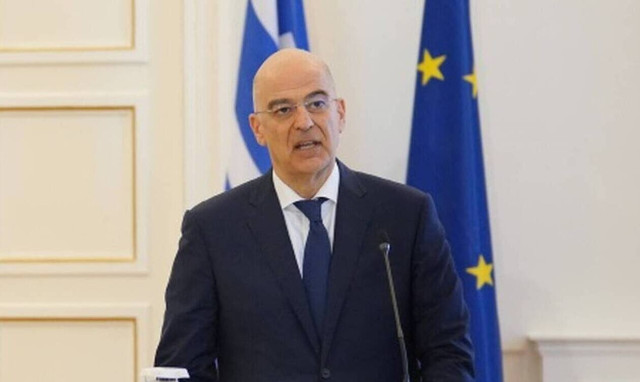 FM Dendias continues meetings with party representatives