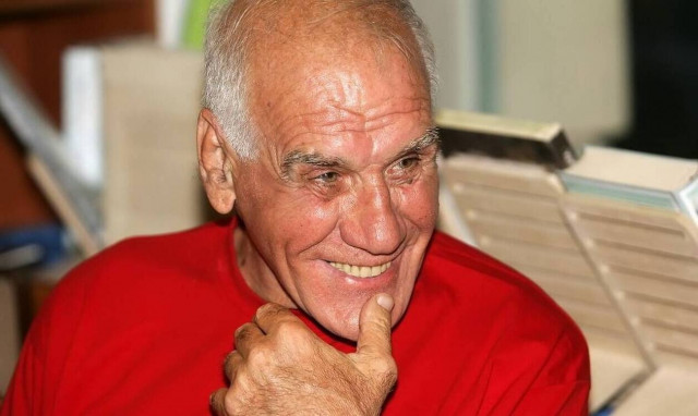 Νίκος Αλέφαντος: Τελευταίο αντίο στο «παλικάρι» των ελληνικών γηπέδων