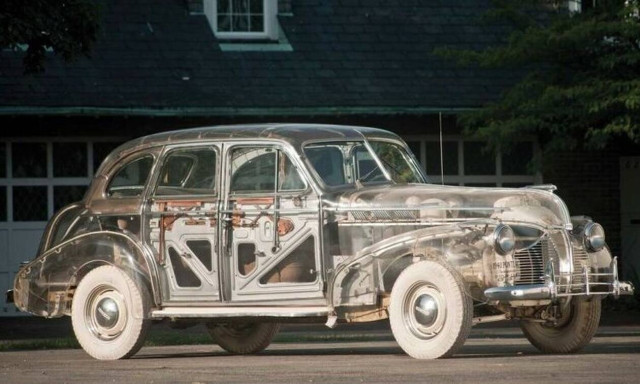 Το διάφανο αυτοκίνητο χρονολογείται από το 1939