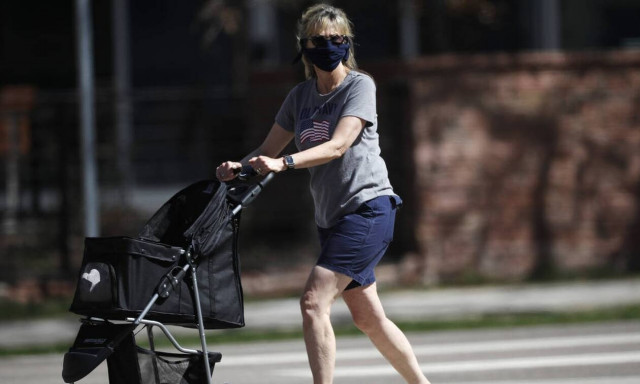 Κορονοϊός - ΗΠΑ: Αναζητείται η γυναίκα που έβηξε επίτηδες στο πρόσωπο ενός μωρού 