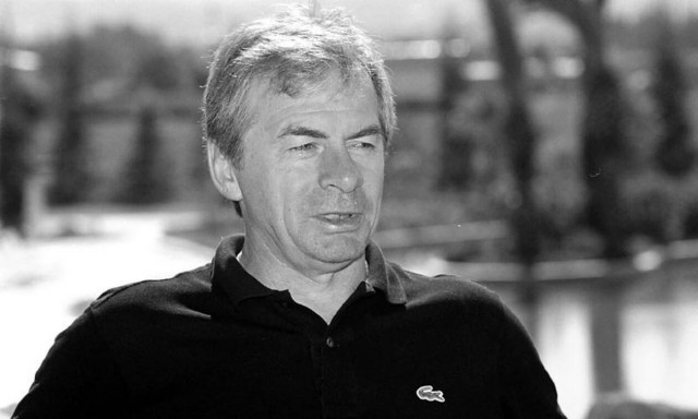 Πέθανε πρώην προπονητής του Άρη από κορονοϊό!