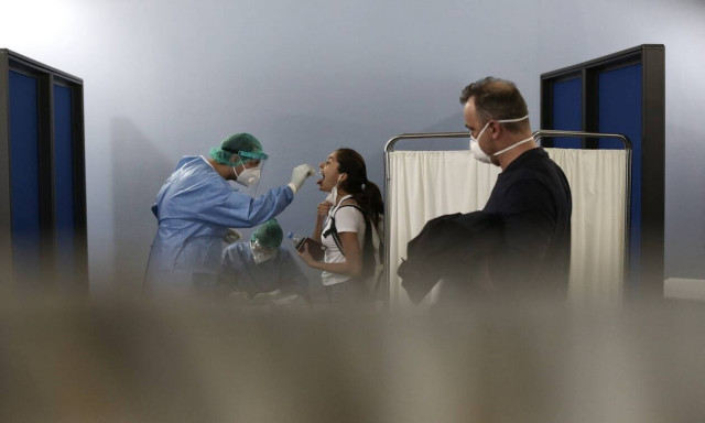 Κορονοϊός: Συναγερμός στην Αίγινα - Θετικός στον ιό άνδρας που ήρθε από το εξωτερικό