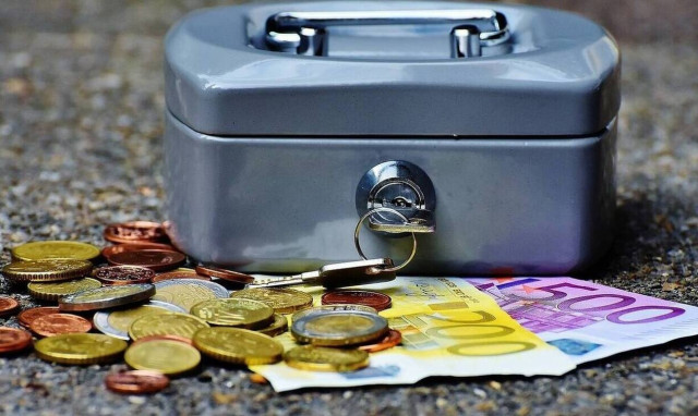 Δώρο Πάσχα 2020: Τελειώνει η προθεσμία - Πότε θα πληρωθούν οι εργαζόμενοι 