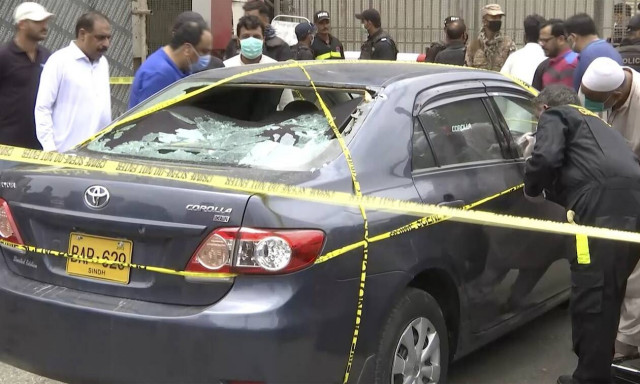Μακελειό στο Πακιστάν: Τουλάχιστον έξι νεκροί από την επίθεση στο Χρηματιστήριο
