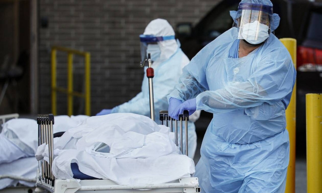 Κορονοϊός στις ΗΠΑ: 42.000 επιβεβαιωμένα κρούσματα και 355 θάνατοι σε 24 ώρες