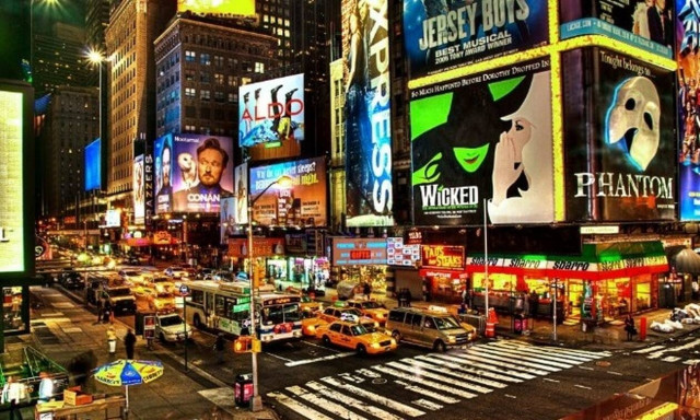 Tα θέατρα του Μπρόντγουεϊ θα παραμείνουν κλειστά έως τον Ιανουάριο του 2021